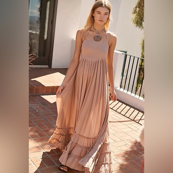 Free People ExtraTropical Maxi Dress Size M Bright Red - Picture 8 of 9